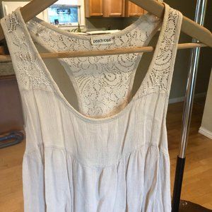 Bohemian Cream Cropped Tank w/ Lace Racer Back - NWOT